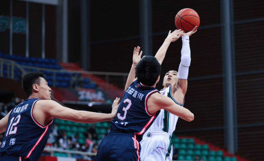 布鲁克林篮网三巨头