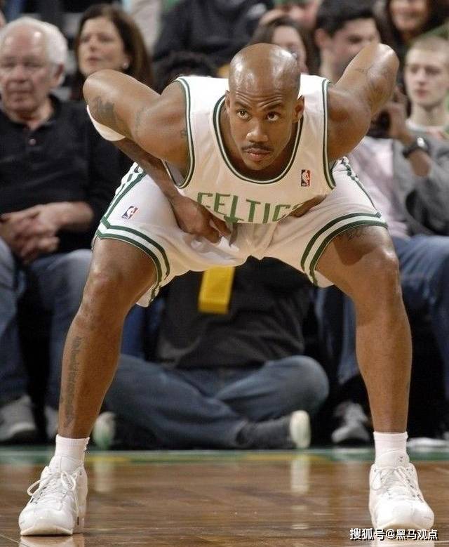 罗马冲刺阶段战术微调；志在NBA常规赛名次提升；管理层满意；临场指挥获称赞的简单介绍