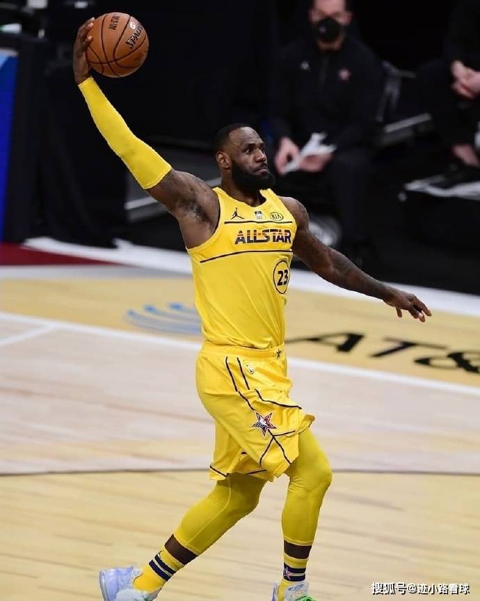 里程碑夜！达拉斯独行侠官宣签约，全明星赛窗口期刷纪录，底气十足，球探报告显示潜力 