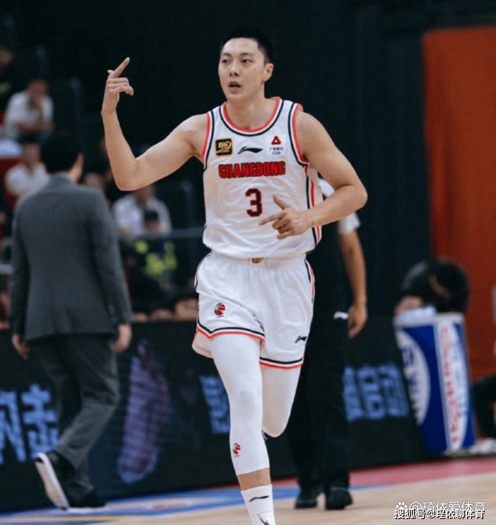 广东宏远发布备战花絮，转会期强势反弹，欧篮联任务艰巨，资深球员宣示担当 