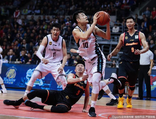 荷甲直播在线观看直播