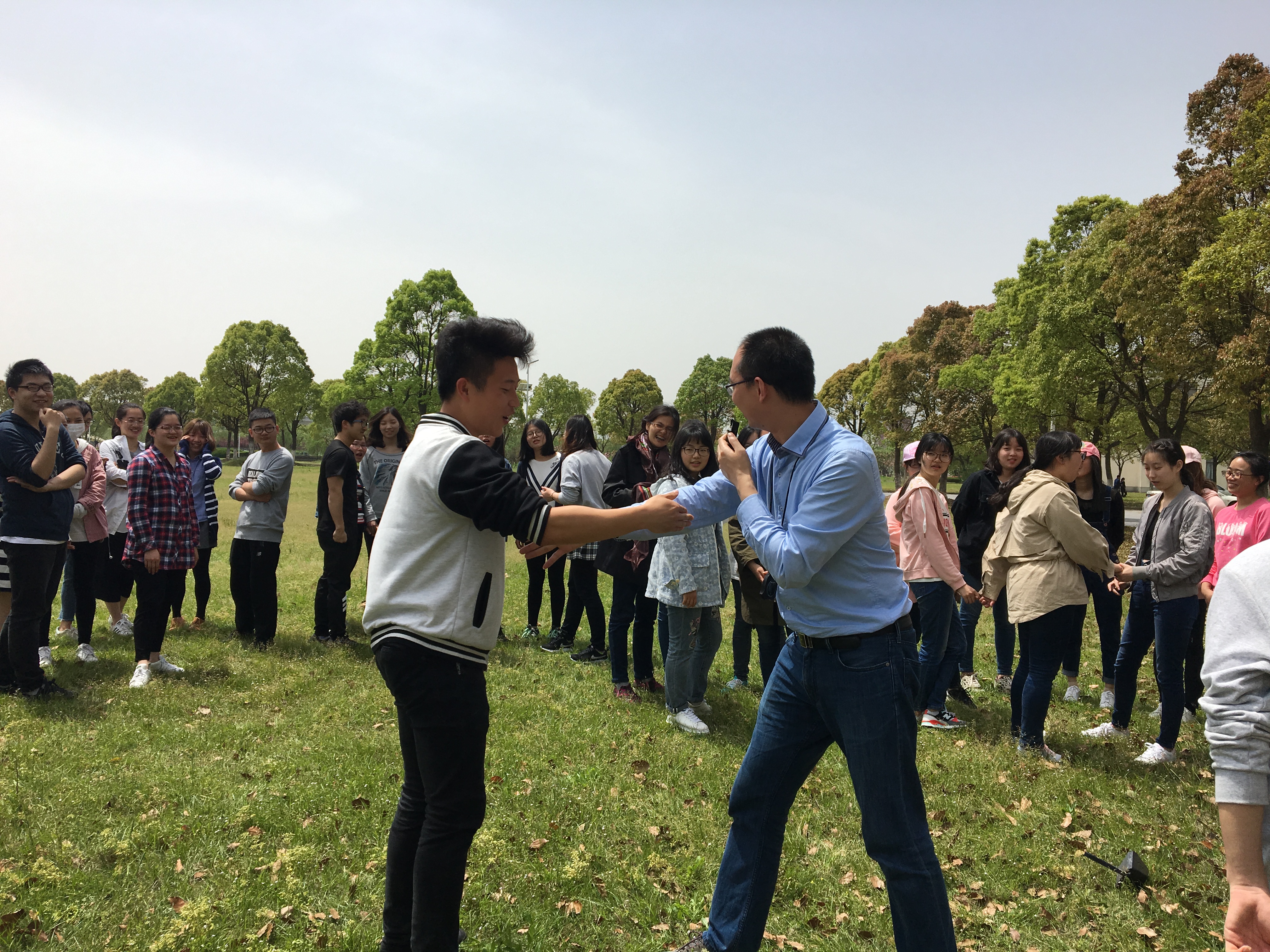 关于浙江队今晨完成体检；志在欧超杯名次提升；底气十足；心理建设被强调的信息