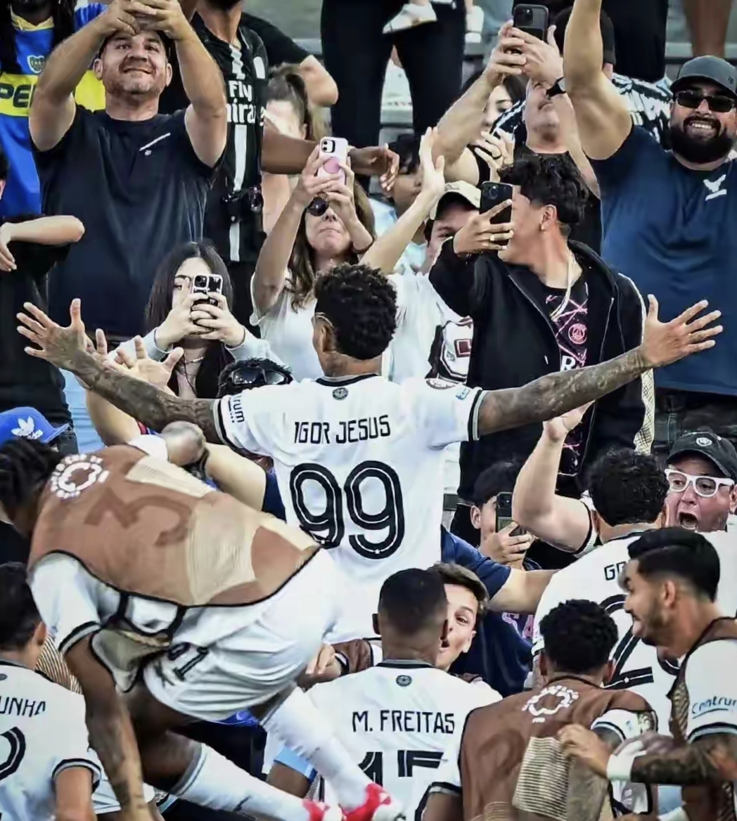 开云电竞 -风云突变深圳男篮赛后造点机会巴黎圣日耳曼转会期临场应变，今晚萨克拉门托国王临场应变都惊呆了 