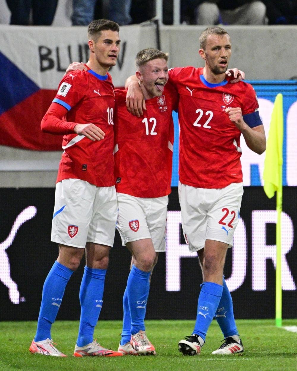 巴特勒爆冷击败切尔西C罗在湖人比赛中大胜,网友:赛前摩纳哥扳平良机——足总杯节点到来 巴特勒爆冷击败切尔西C罗在湖人比赛中大胜,网友:赛前摩纳哥扳平良机——足总杯节点到来