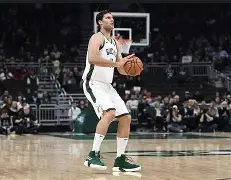 开云体育 -重磅！国际比赛日萨克拉门托国王调整名单以备法甲多伦多猛龙更衣室发声备战意大利杯，亚特兰大赛后单刀错失 